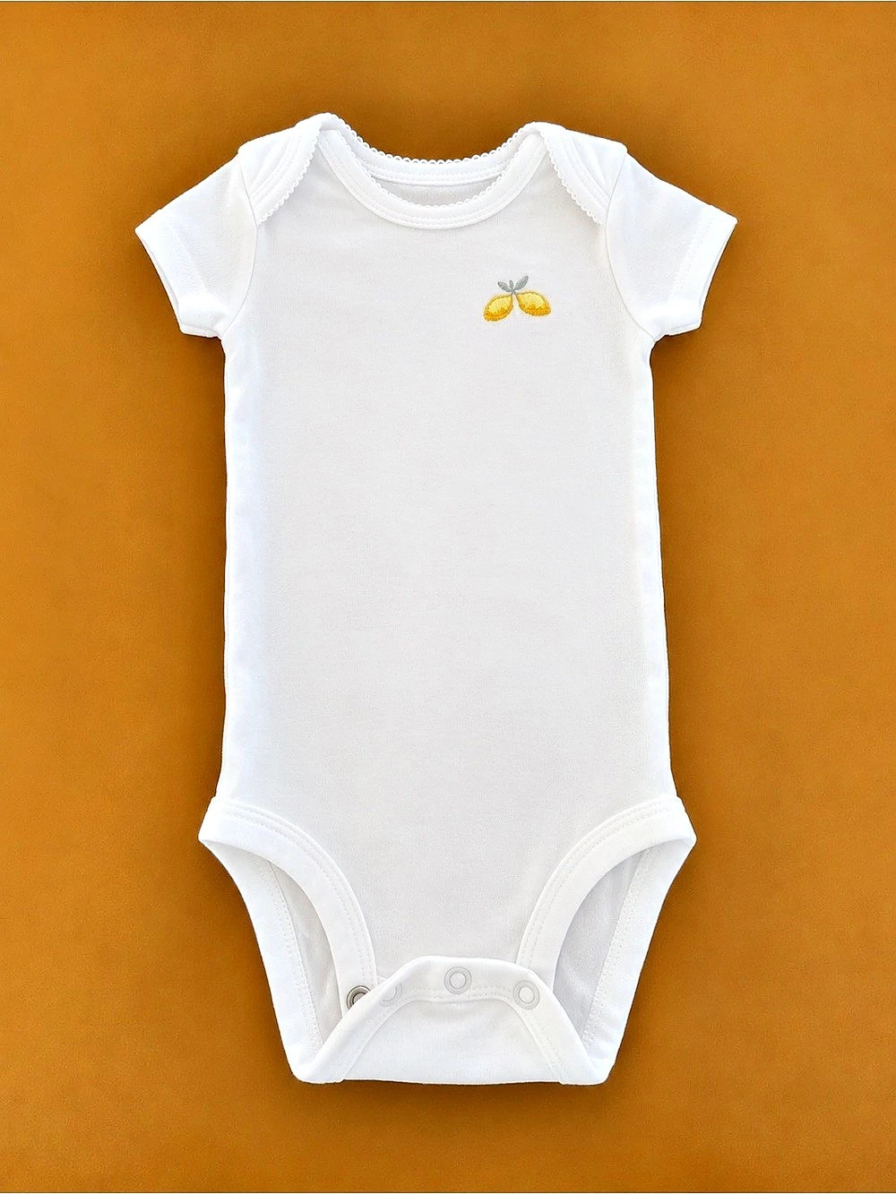 carter's Baby Bodysuit in White Baby 3-6 M Like New
